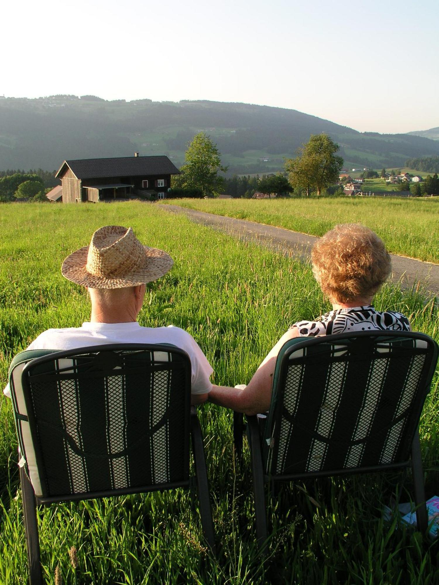 Ferienwohnungen Pension Sonnblick Krumbach  Exterior foto
