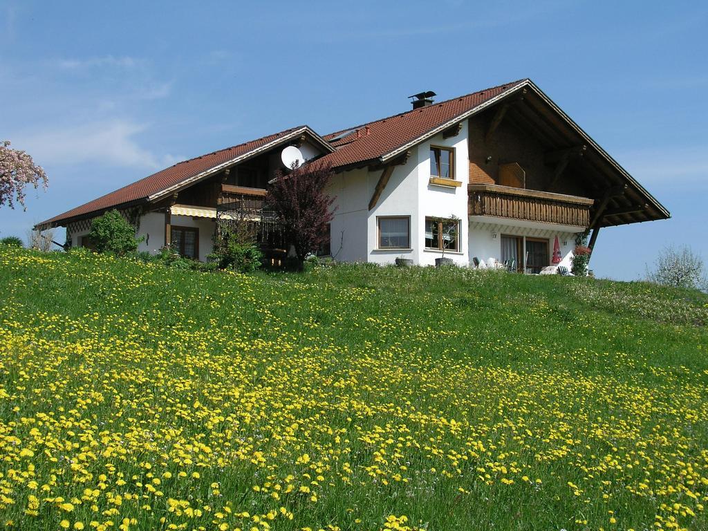 Ferienwohnungen Pension Sonnblick Krumbach  Exterior foto